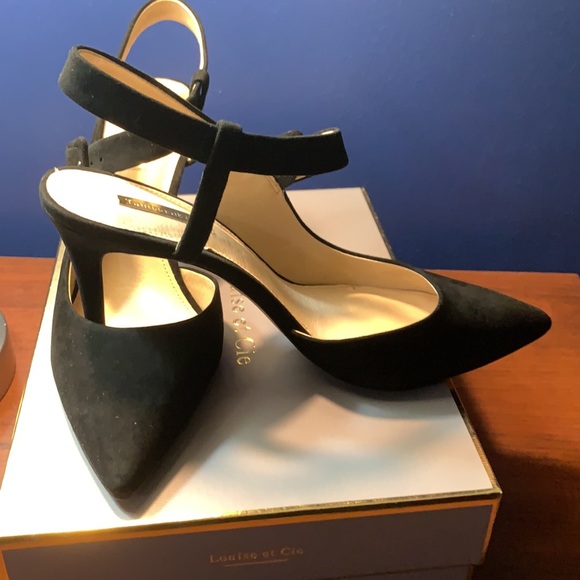 Size 10 Blk Suede with ankle strap. New in the box! - Picture 2 of 2